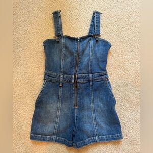 Alice + Olivia size 28 overall denim shorts